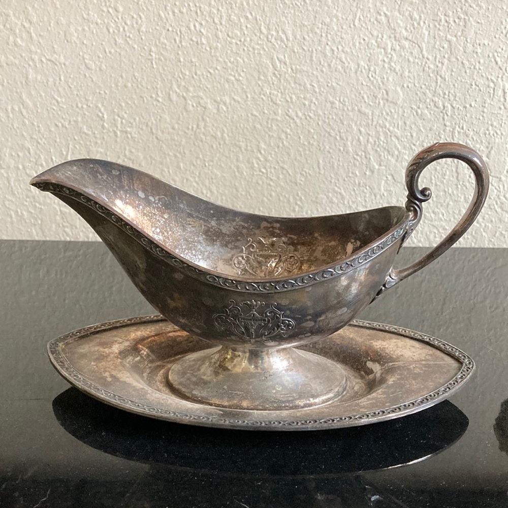 Wm Rogers Triumph gravy boat